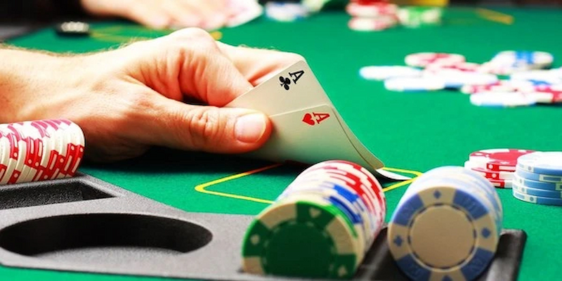 Mẹo và thủ thuật để trở thành một người chơi Poker xuất sắc